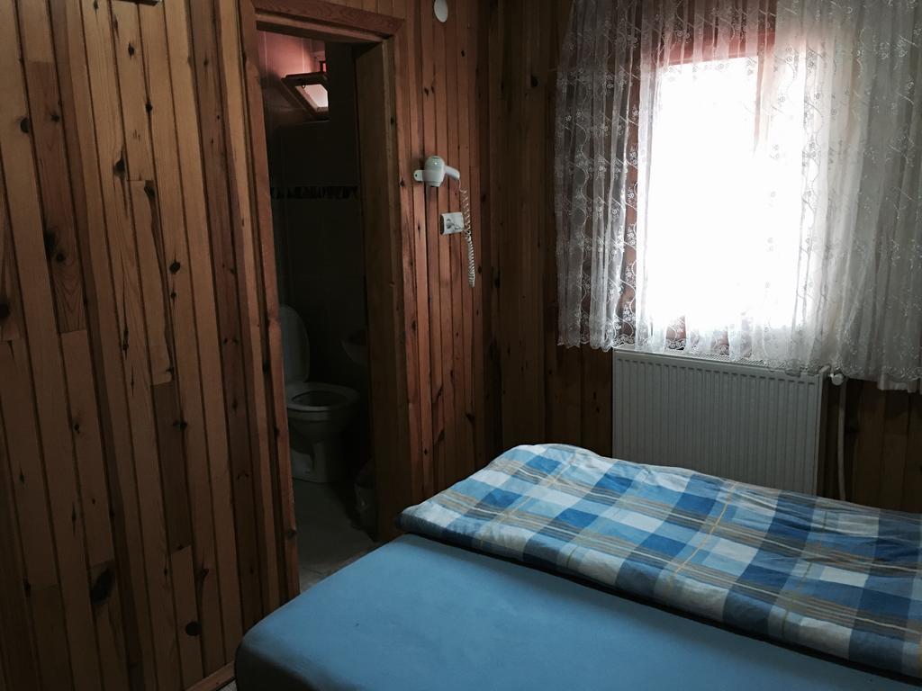 Agara Pansiyon Bostanci Exterior photo